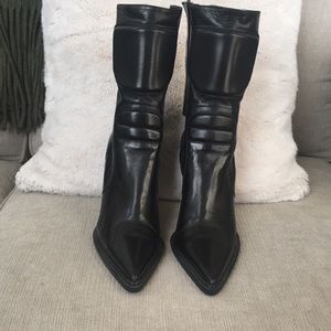 Miu Miu Black Leather Boots - Stiletto heel